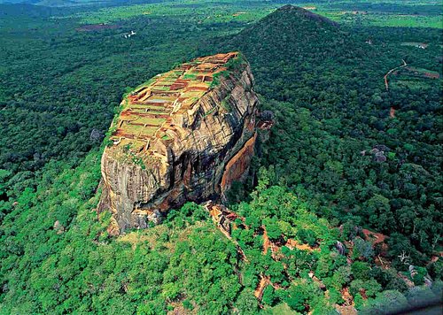 சுற்றுலாப் பயணிகளின் வருகை அதிகரிப்பு