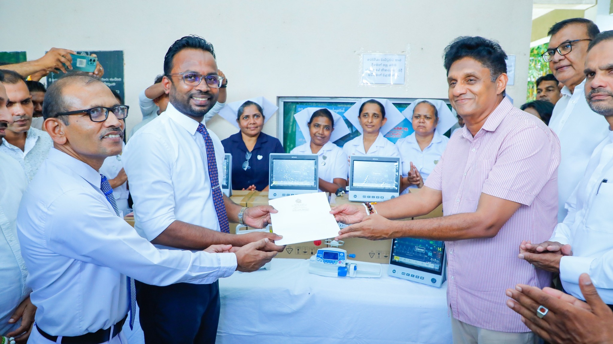 ஐக்கிய மக்கள் சக்தியின் மூச்சுத் திட்டத்தின் கீழ், கரவனெல்ல ஆதார வைத்தியசாலைக்கு 28 இலட்சம் ரூபா மதிப்புள்ள வைத்தியசாலை உபகரணங்களை வழங்கி வைக்கும் நிகழ்வு