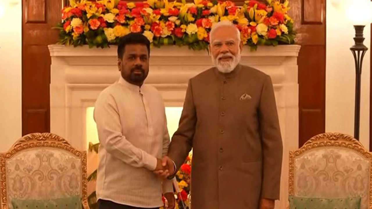 ஜனாதிபதிக்கும் இந்திய பிரதமருக்கும் இடையில் சந்திப்பு