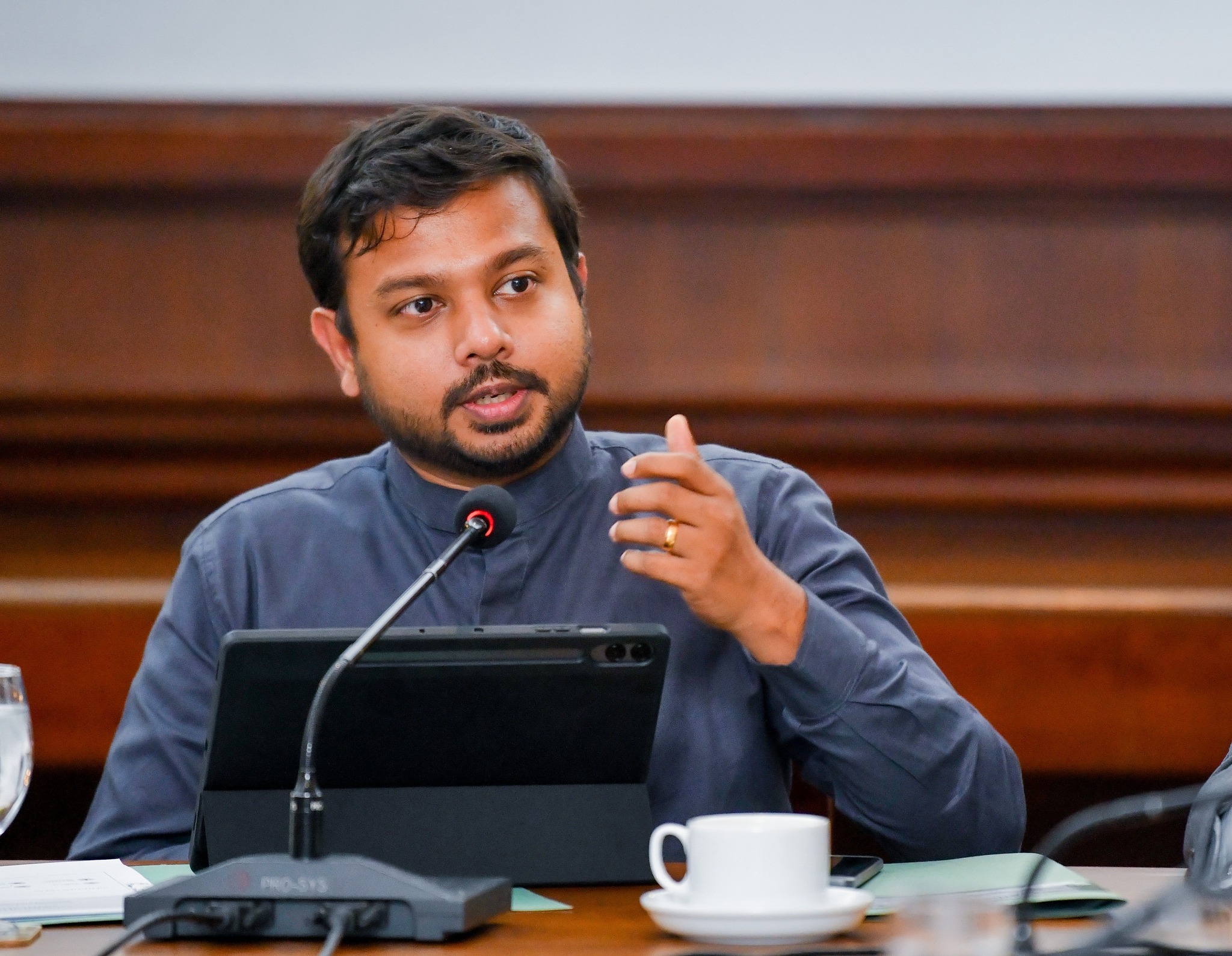 இலங்கையர்களுக்கு வேலைவாய்ப்புகளை பெற்றுக்கொடுக்க அருண் ஹேமச்சந்திர கொரியா விஜயம்