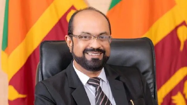 எரிசக்தி அமைச்சர் குமார ஜயகொடி நீதிமன்றத்திற்கு வருகை