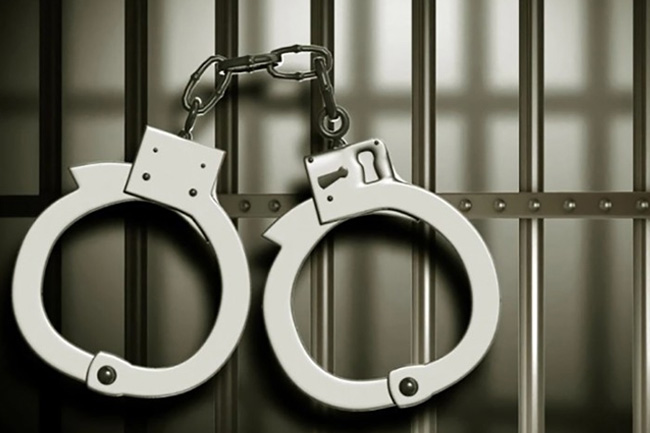 முன்னாள் பிரதிப் பொலிஸ் மா அதிபர் பிரசாத் ரணசிங்க கைது