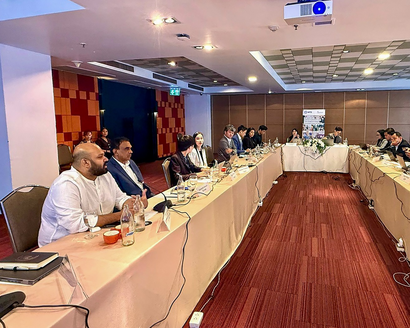 விஞ்ஞானம் மற்றும் தொழில்நுட்ப அமைச்சர்  திறந்த அரசு ஒத்துழைப்பு வலய வட்டமேசை மாநாட்டில் பங்கேற்பு