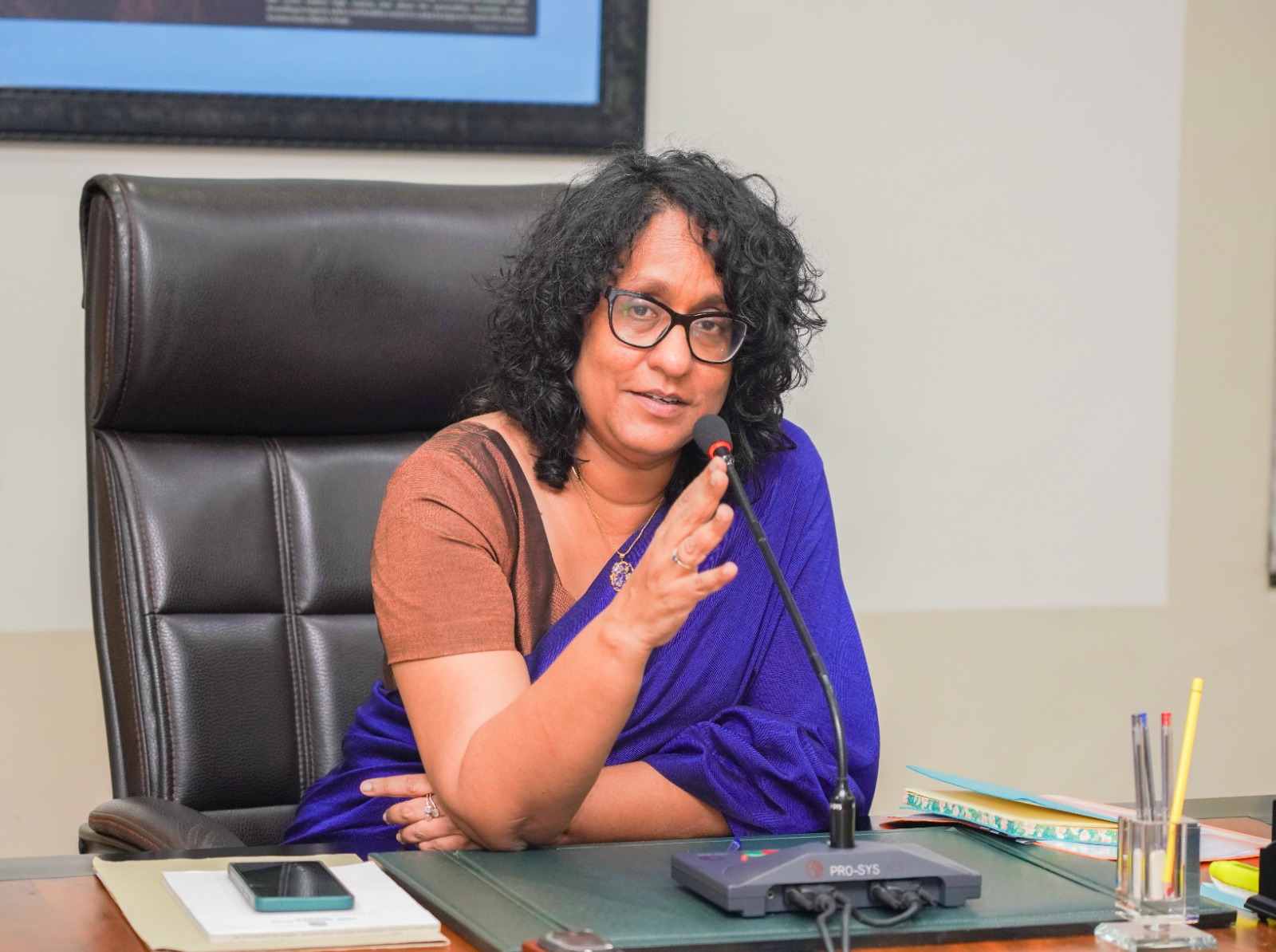அரச அச்சகக் கூட்டுத்தாபன ஊழியர்களின் சம்பளப் பிரச்சினைகளைத் தீர்ப்பதில் பிரதமரின் கவனம்