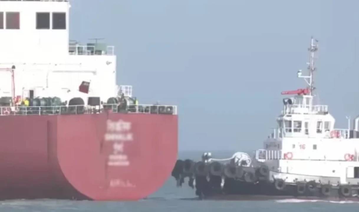 இரண்டு எரிவாயு கப்பல்கள் நாட்டை வந்தடைந்தது