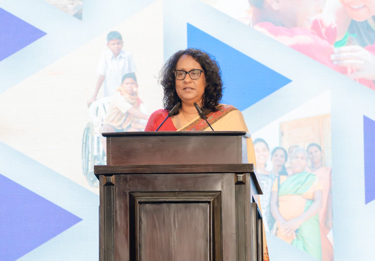 கட்டமைப்பு ரீதியான பெண்ணியப் பிரச்சினையாகிய பெண்களின் ஊதியமற்ற பராமரிப்புப் பணிகளுக்குத் தீர்வு காணப்பட வேண்டும்