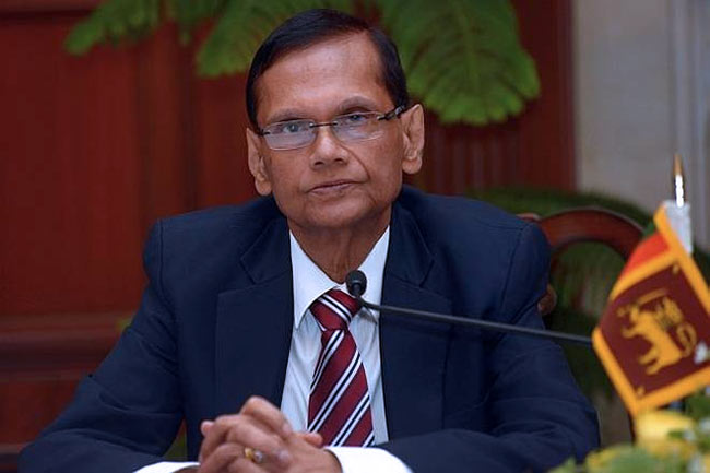 “நிலக்கரி மோசடி : முழு அமைச்சரவை பதவி விலக வேண்டும்” – ஜி.எல். பீரிஸ்
