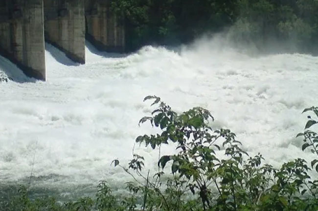 தெதுரு ஓயா, லுணுகம்வெஹேர மற்றும் ராஜாங்கனை நீர்த்தேக்கங்களின் வான்கதவுகள் திறக்கப்பட்டுள்ளன
