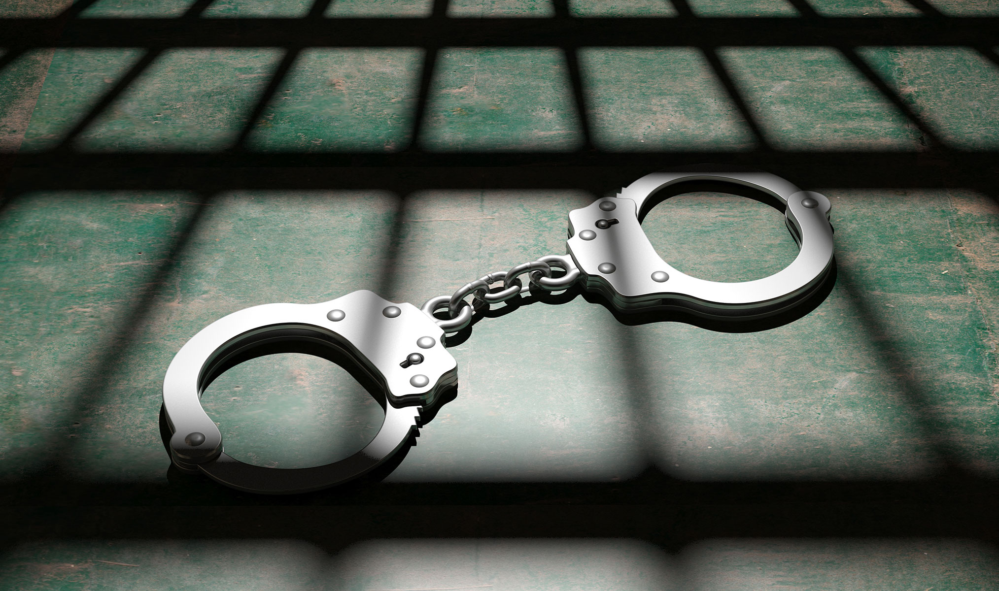 பொலிஸ் அதிரடிச் சோதனை ; ஒரே நாளில் 548 பேர் கைது