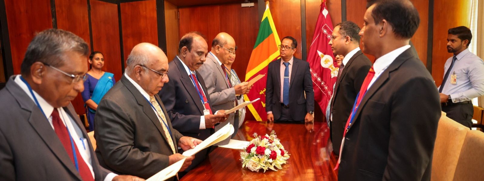 தணிக்கை சேவை ஆணைக்குழுவின் புதிய உறுப்பினர்கள் இரகசியக்காப்பு சத்தியப்பிரமாணம் செய்துகொண்டனர்