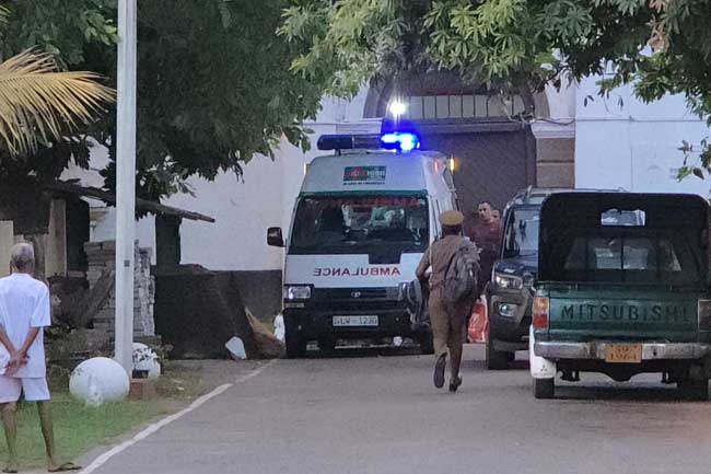 காலி சிறைச்சாலையில் துப்பாக்கிச் சூடு 2 கைதிகள் தப்பிக்க முயற்சி – ஒருவர் காயம்