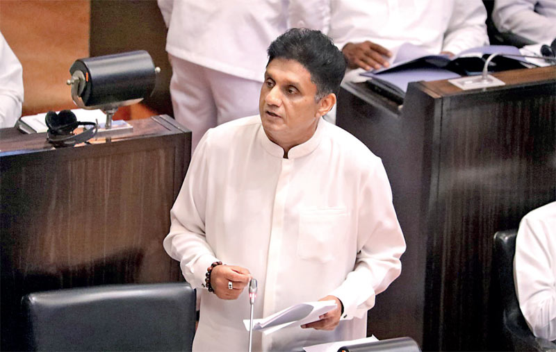 யுத்தத்தினால் பாதிக்கப்பட்ட மக்களுக்கு ஜெனீவா ஊடாகத் தீர்வுகளை வழங்குவதில் எந்தப் பயனும் இல்லை