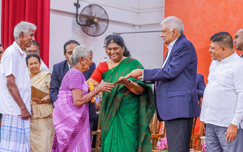 சட்டத்தின் பிரகாரம் நாட்டு மக்களுக்கு முழுமையான காணி உரிமை வழங்கப்படுகிறது – ஜனாதிபதி