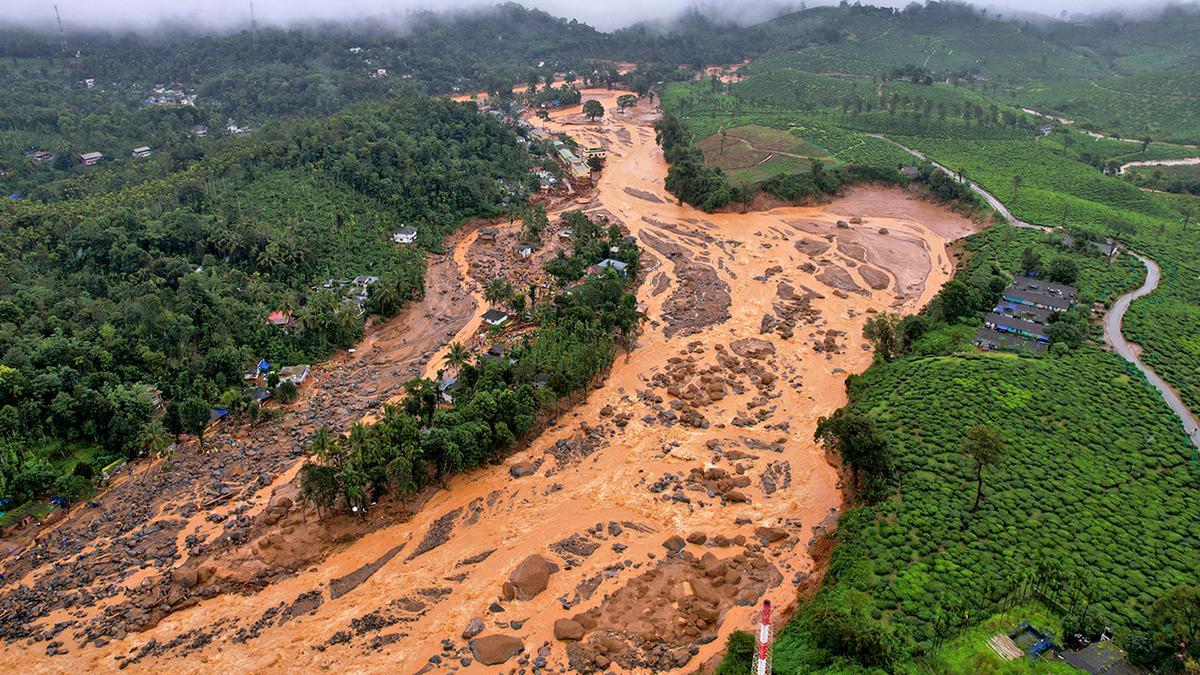  7 வது நாளாக தொடரும் மீட்பு பணி ;  பலி எண்ணிக்கை 387 ஆக உயர்வு