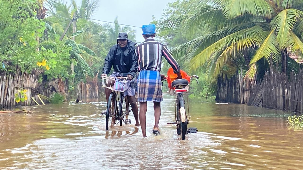 வெள்ளத்தால் பாதிக்கப்பட்டவர்களின் எண்ணிக்கை அதிகரிப்பு